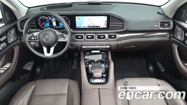 Mercedes-Benz GLE-Class 2023 — Photo 6/41