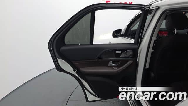 Mercedes-Benz GLE-Class, 2023