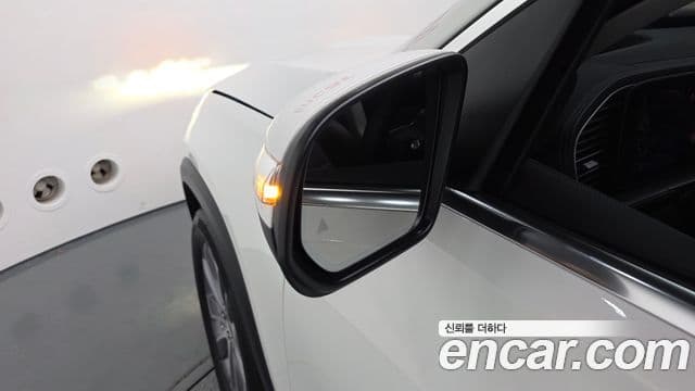 Mercedes-Benz GLE-Class 2023 — Photo 31/41