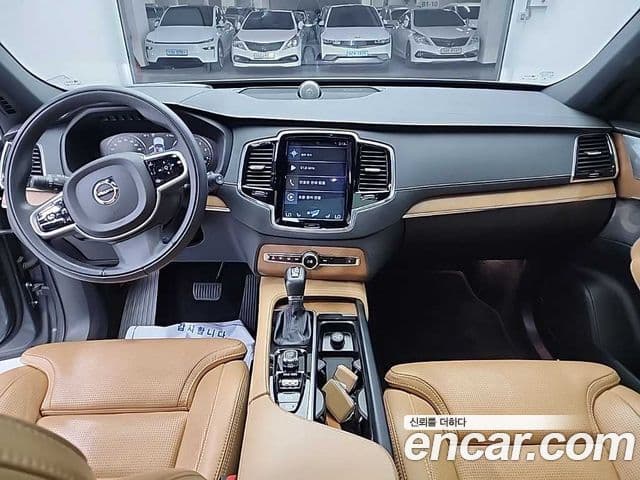 Volvo XC90 2019 — Şəkil 7/19