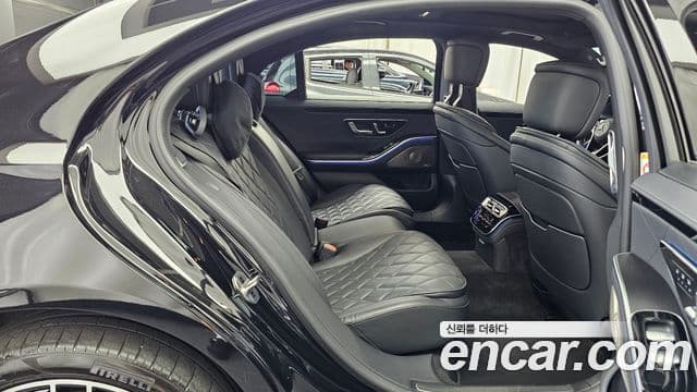 Mercedes-Benz S-Class 2024 — ფოტო 22/34