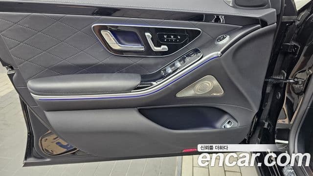 Mercedes-Benz S-Class 2024 — ფოტო 27/34