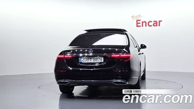 Mercedes-Benz S-Class 2021 — Photo 6/34