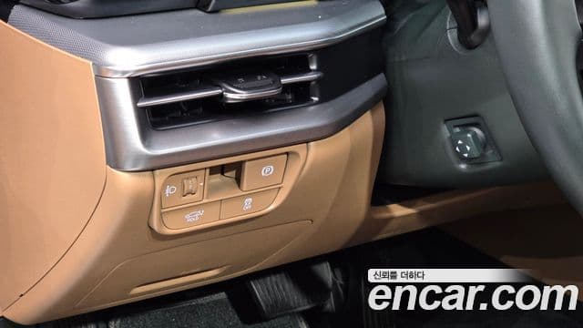 Hyundai Grandeur Hybrid 2024 — Photo 28/31