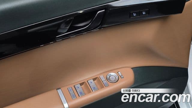 Hyundai Grandeur Hybrid 2024 — Photo 23/31