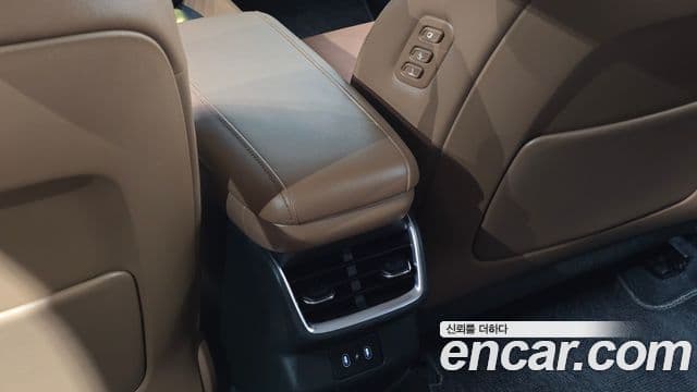 Hyundai Grandeur Hybrid 2024 — Photo 7/31