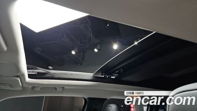Jeep Renegade 2023 — Şəkil 23/32