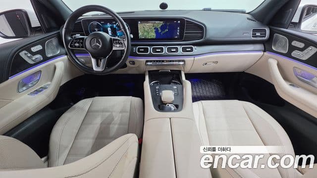 Mercedes-Benz GLE-Class 2023 — Photo 9/20