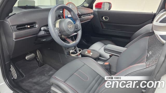 Mini Cooper S 2025 — Photo 19/20
