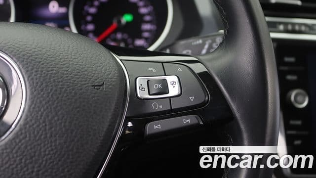 Volkswagen Tiguan 2018 — ფოტო 4/20