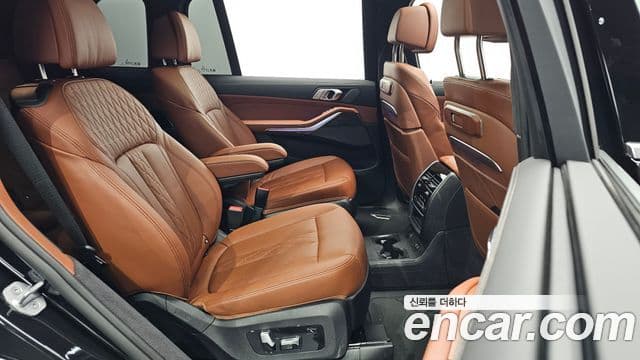 BMW X7 2025 — Photo 7/38