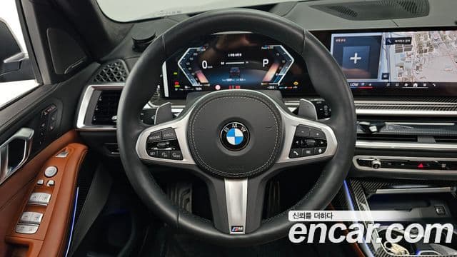 BMW X7 2025 — Photo 17/38