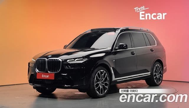 BMW X7 2025 — Photo 30/38