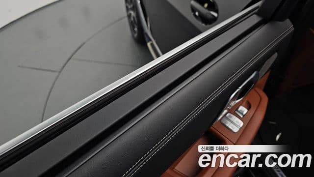 BMW X7 2025 — Photo 33/38