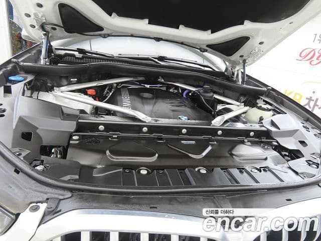 BMW X6 2023 — Photo 10/20