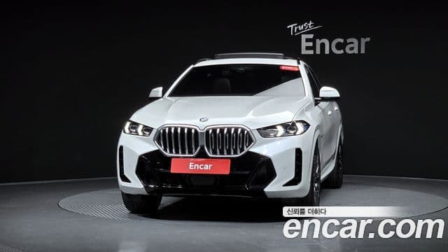 BMW X6 2024 — Photo 28/34