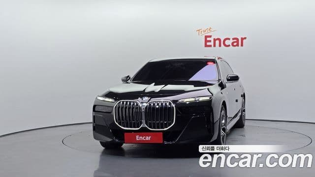 BMW 7 Series 2024 — Photo 20/20