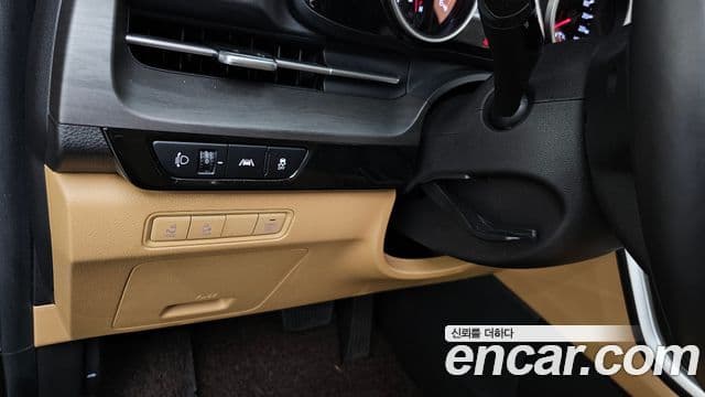 Kia Carnival 2022 — Şəkil 9/33