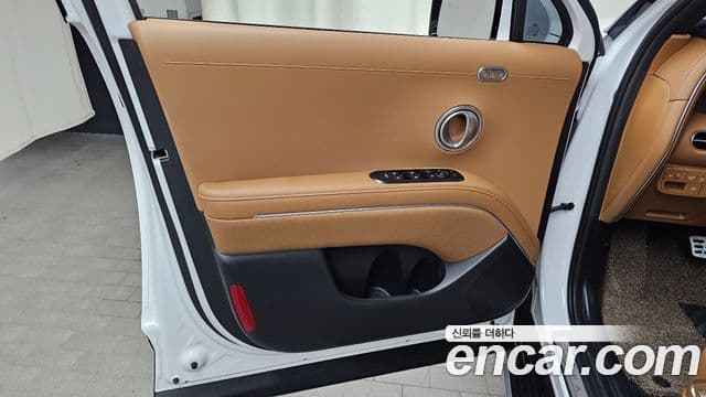 Hyundai Palisade 2025 — ფოტო 26/33