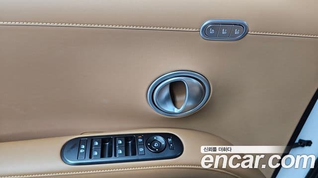 Hyundai Palisade 2025 — ფოტო 16/33