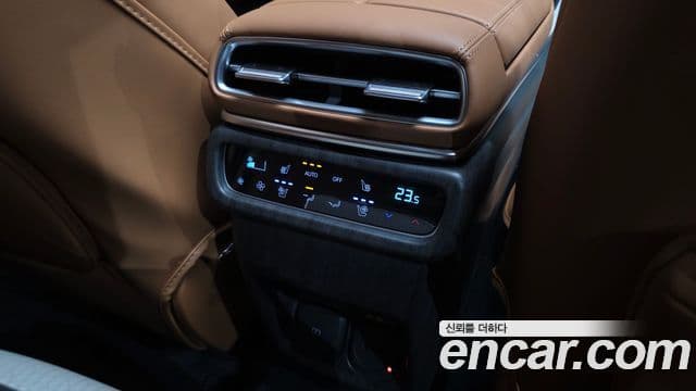 Genesis GV80 2024 — ფოტო 28/41