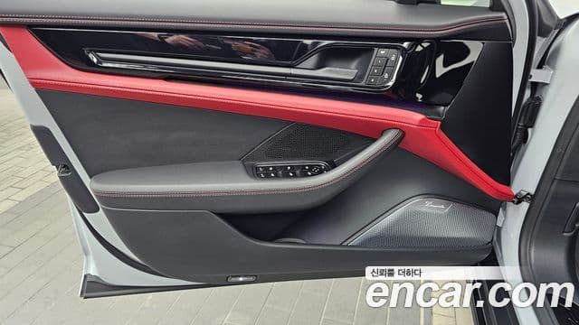 Porsche Panamera 2025 — Şəkil 15/34