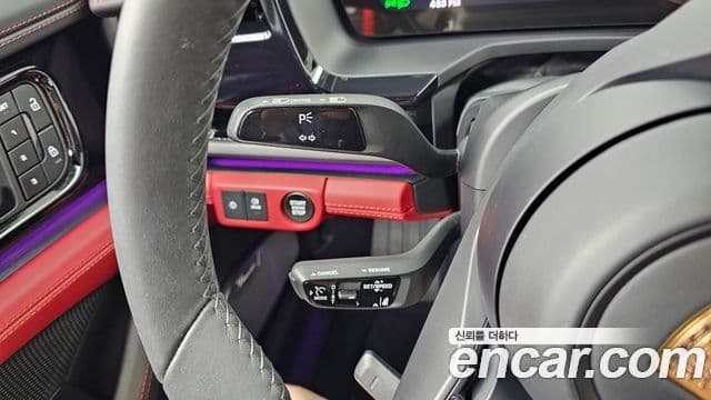 Porsche Panamera 2025 — Şəkil 8/34