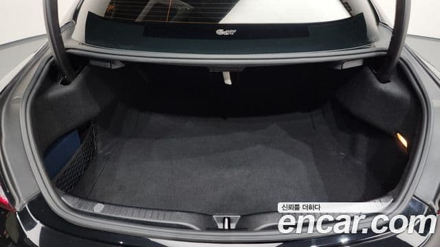 Mercedes-Benz C-Class 2020 — Photo 19/30