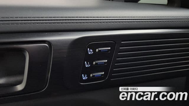 Hyundai Santa Fe 2024 — Photo 3/35