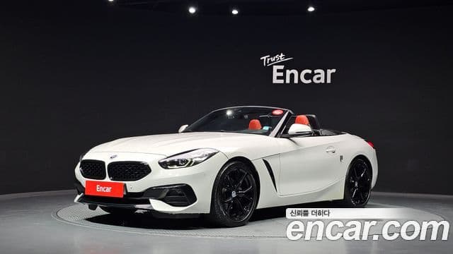 BMW Z4 2021 — Photo 2/33