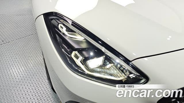 BMW Z4 2021 — Photo 10/33