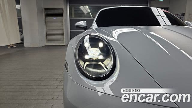 Porsche 911 2024 — Photo 8/31