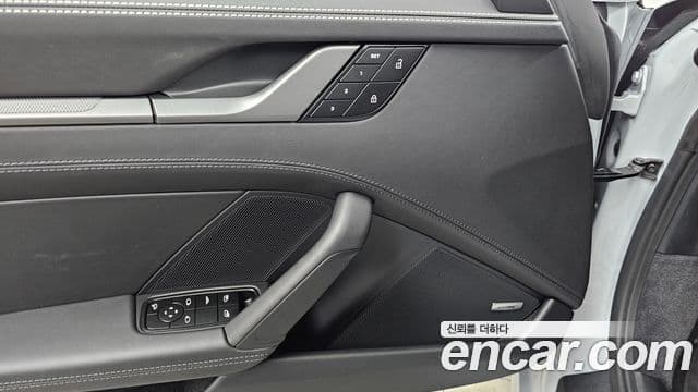 Porsche 911 2024 — Photo 3/31