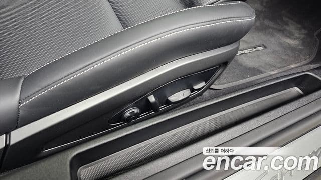 Porsche 911 2024 — Photo 14/31