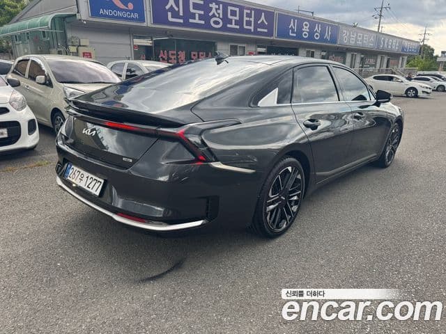 Kia K8 2025 — Şəkil 16/19