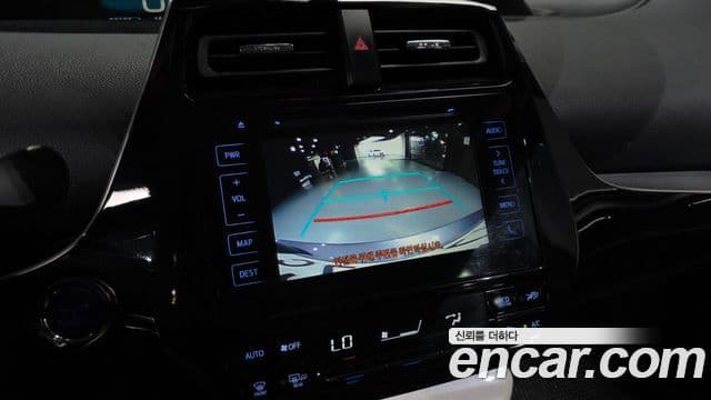 Toyota Prius 2018 — Şəkil 4/35