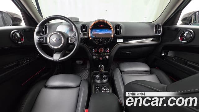 Mini Cooper D Countryman 2022 — ფოტო 15/32