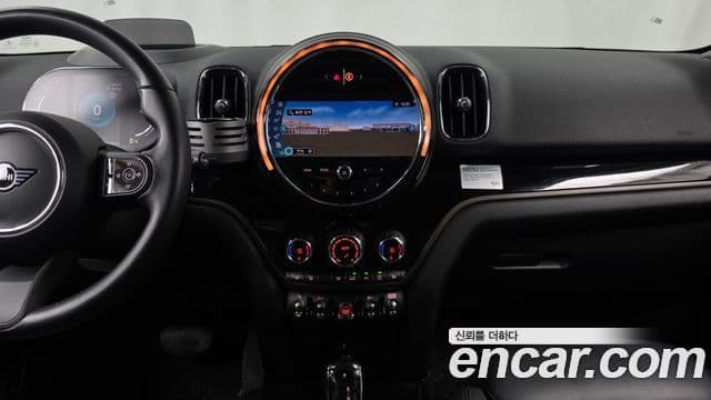 Mini Cooper D Countryman 2022 — ფოტო 12/32