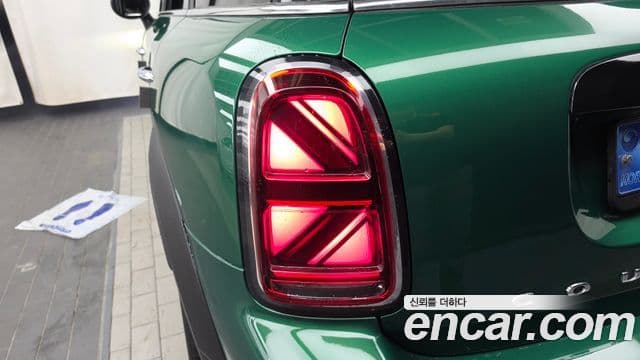 Mini Cooper D Countryman 2022 — ფოტო 27/32