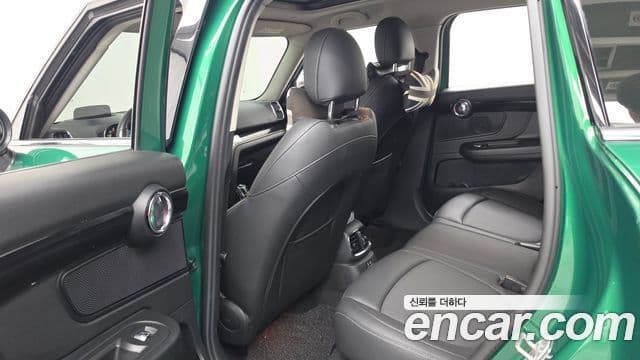 Mini Cooper D Countryman 2022 — ფოტო 21/32
