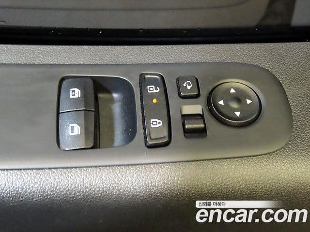 Hyundai Staria 2024 — Фото 14/20