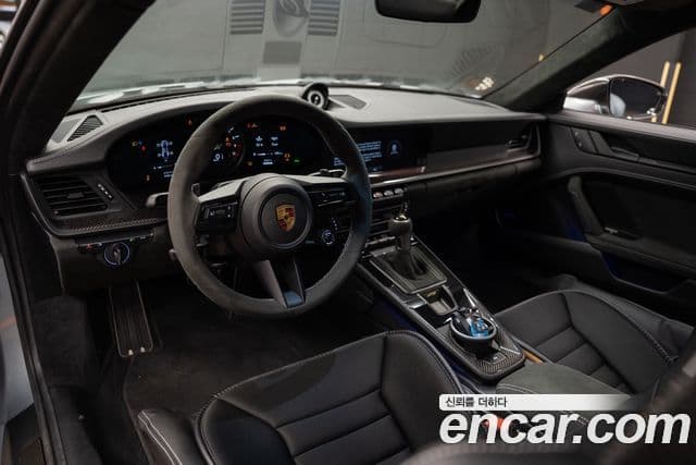 Porsche 911 2022 — Şəkil 2/10