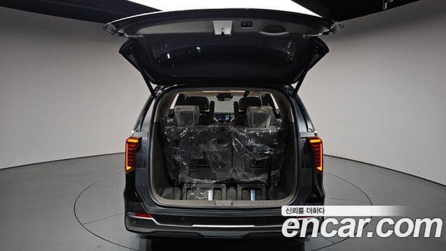 Kia Carnival 2025 — Фото 20/20