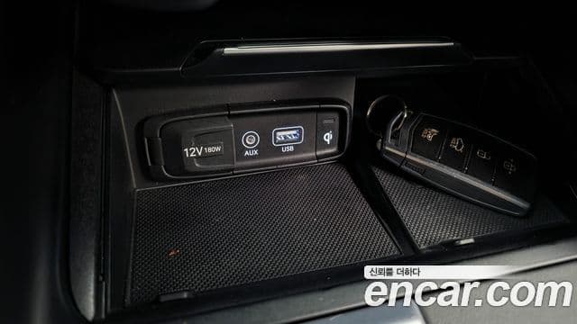 Genesis G70 2019 — Şəkil 37/38