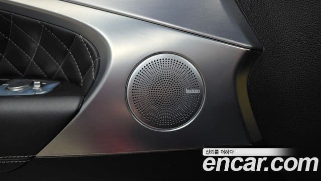 Genesis G70 2019 — Şəkil 9/38