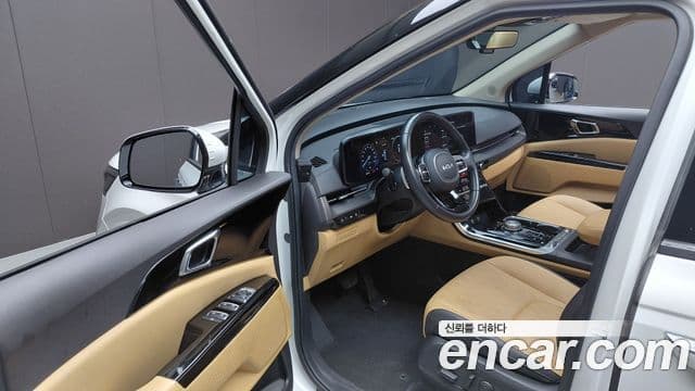 Kia Carnival 2023 — Фото 10/20