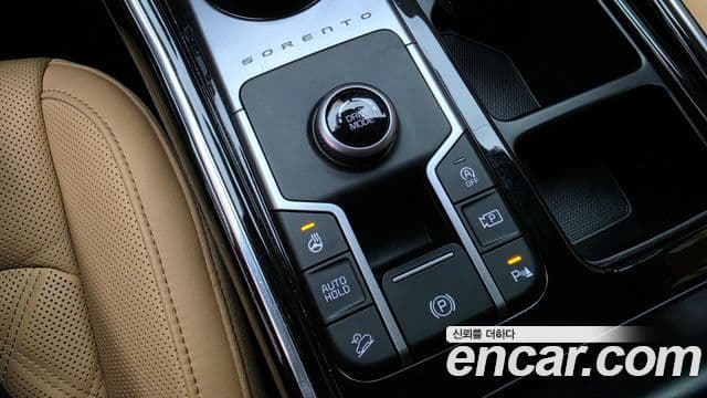 Kia Sorento 2022 — Фото 19/20