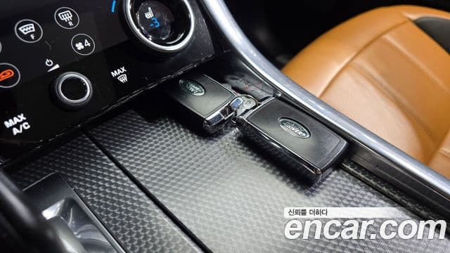 Land Rover Range Rover Sport 2018 — Фото 15/20