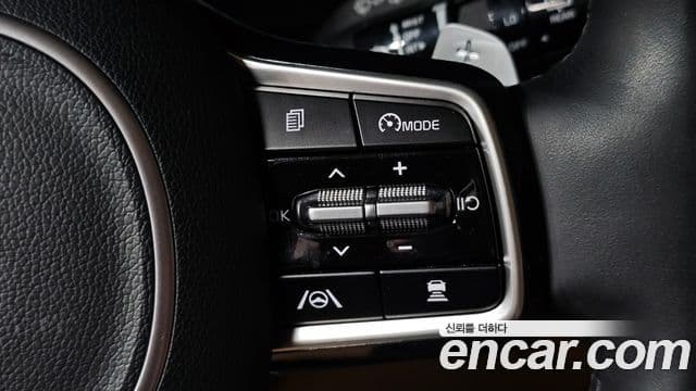 Kia Carnival 2021 — Фото 16/20