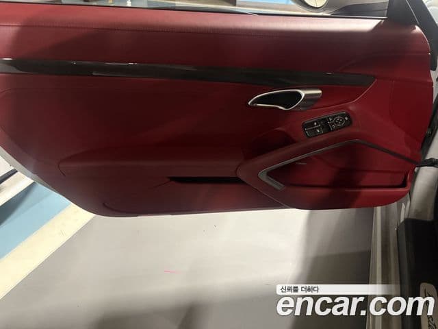Porsche 718 Boxster 2021 — Photo 3/7